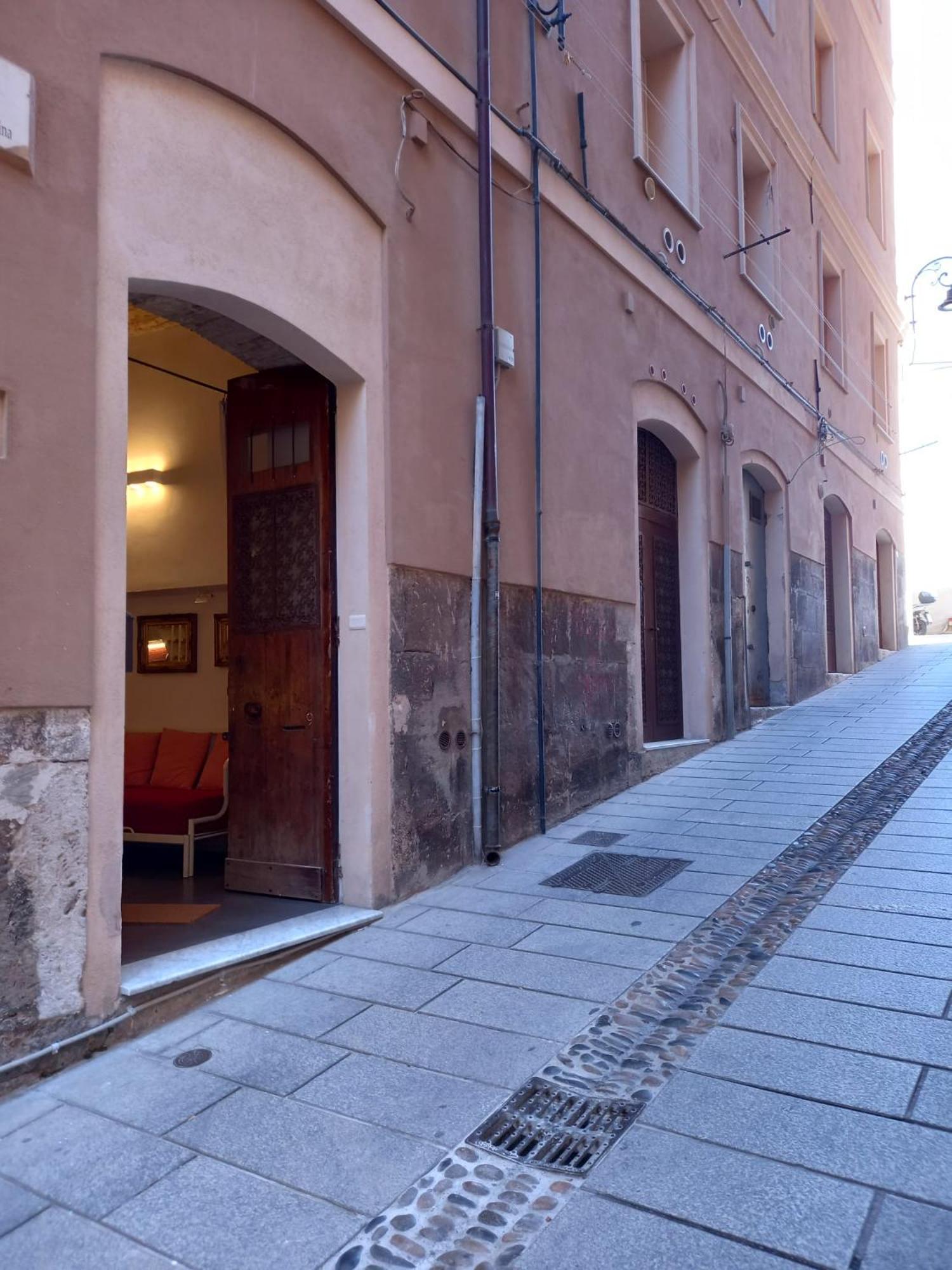 דירות קליארי Residenze Palazzo Pes מראה חיצוני תמונה
